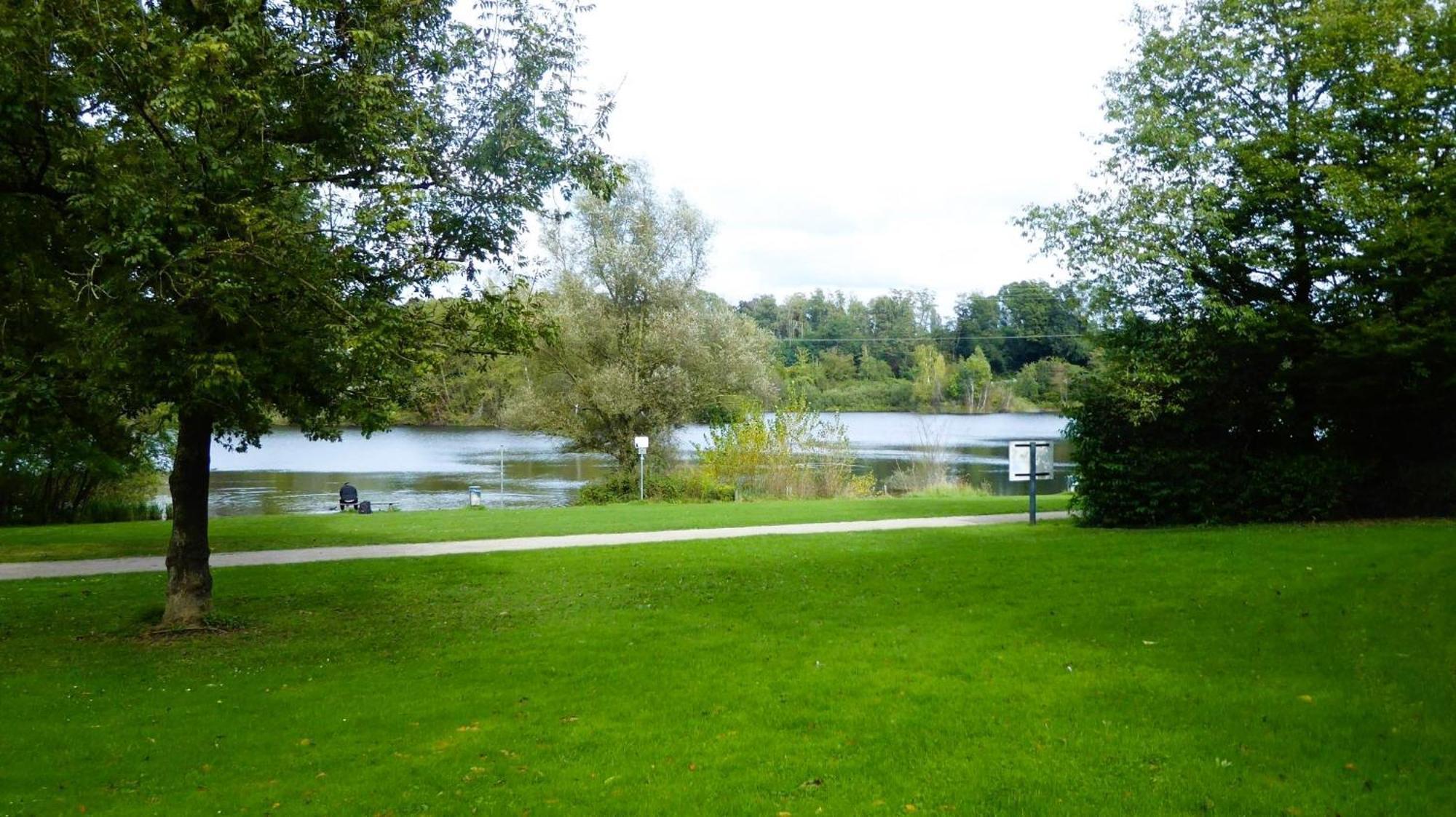 Villa, 17, Dz